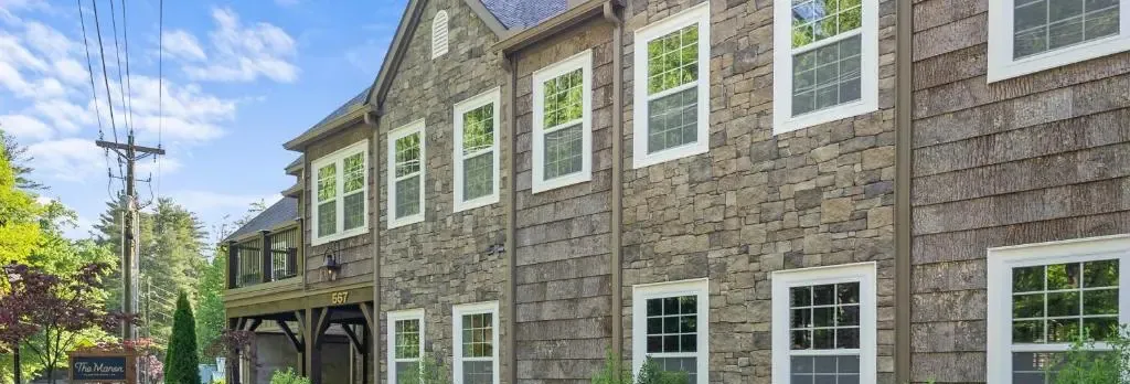 The Blowing Rock Manor