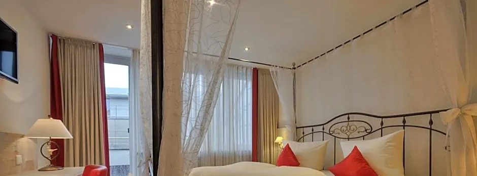 Hotel Condor