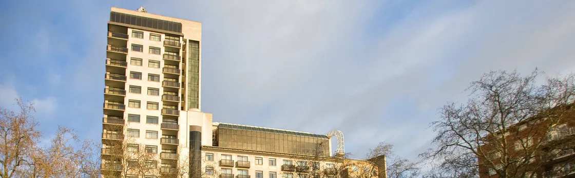 The Carlton Tower - Jumeirah
