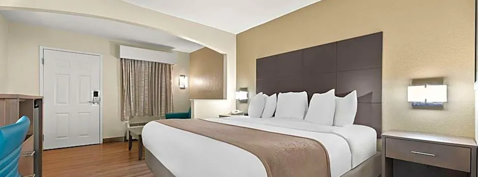 Best Western Catalina Inn