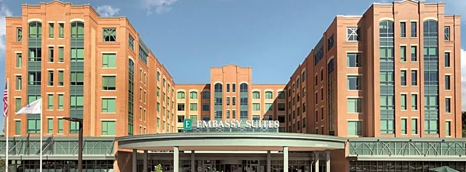 Embassy Suites By Hilton Saratoga Springs