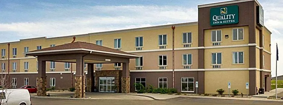 Quality Inn & Suites Minot North