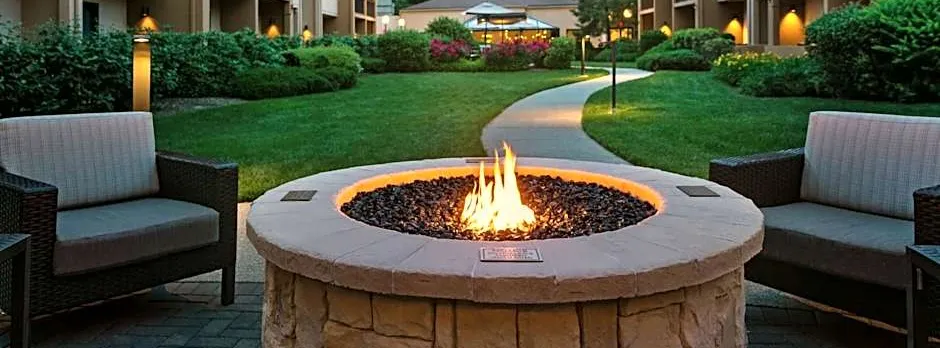 Courtyard by Marriott Mahwah