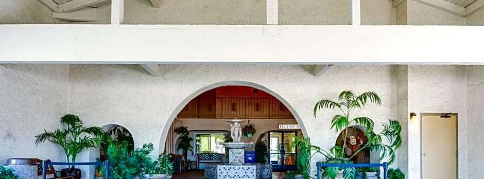 California Suites Hotel