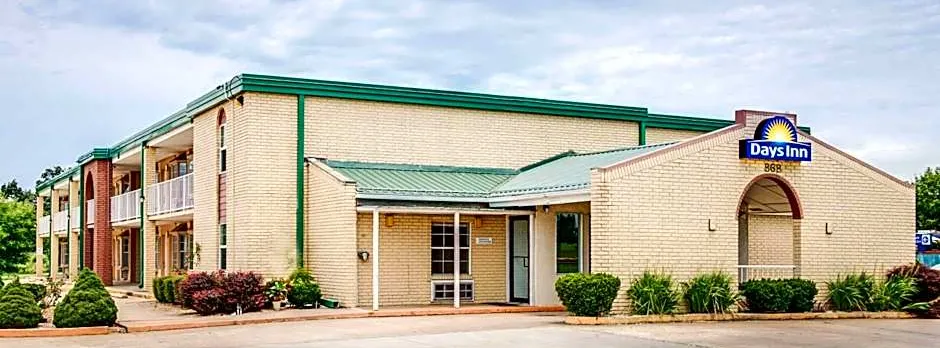 Days Inn by Wyndham Monett