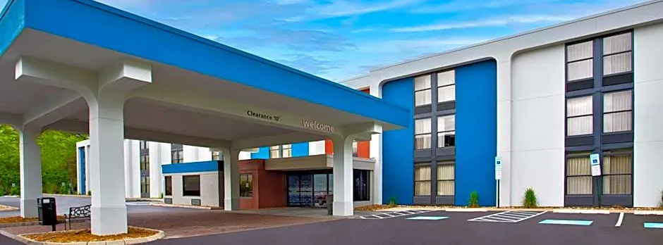 Hampton Inn State College