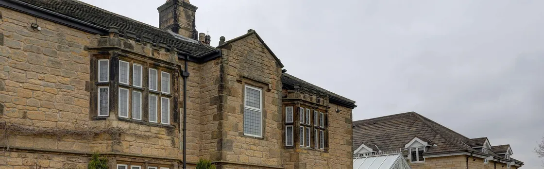 Rogerthorpe Manor Hotel, BW Signature Collection