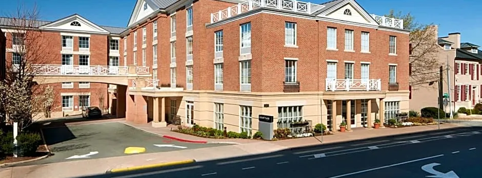 Courtyard by Marriott Charlottesville - University Medical Center