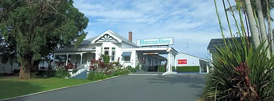 Colonial Court Motor Inn