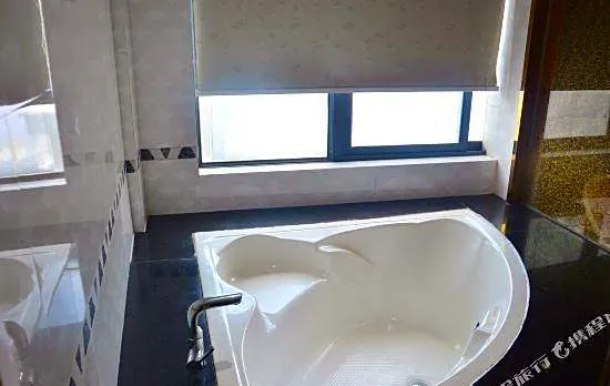 Oushang Fengqing Hotel