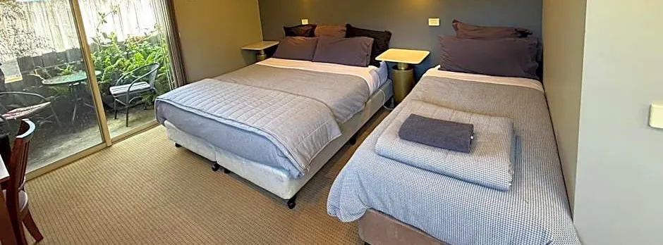 Motel Strahan