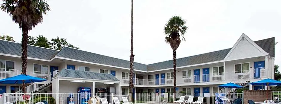 Motel 6-Sacramento, CA - Central