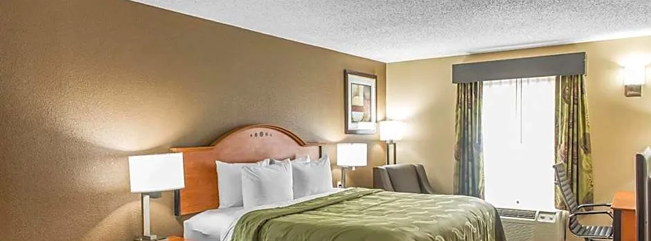 Quality Inn & Suites Columbus West - Hilliard