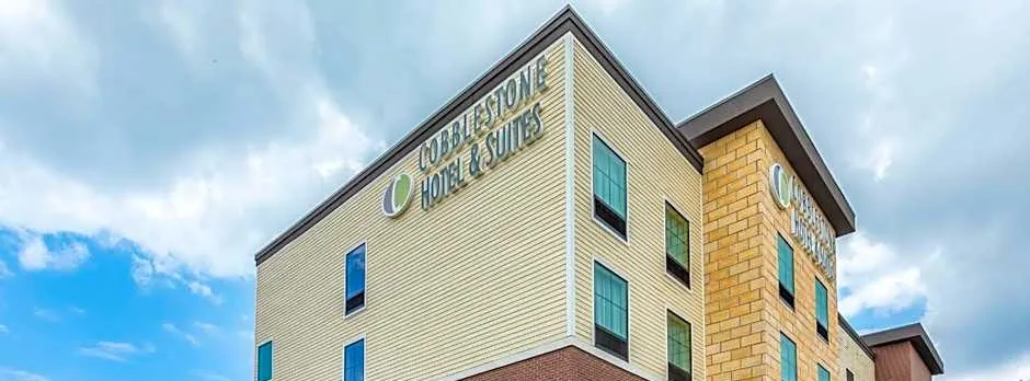 Cobblestone Hotel & Suites Hartford