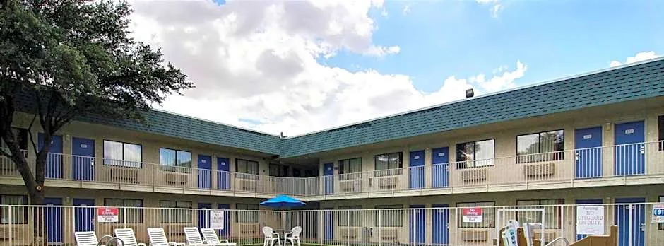 Motel 6-Fort Stockton, TX