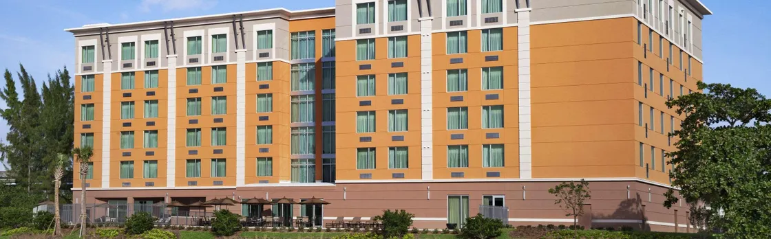 Holiday Inn Express Miami Airport-Blue Lagoon Area