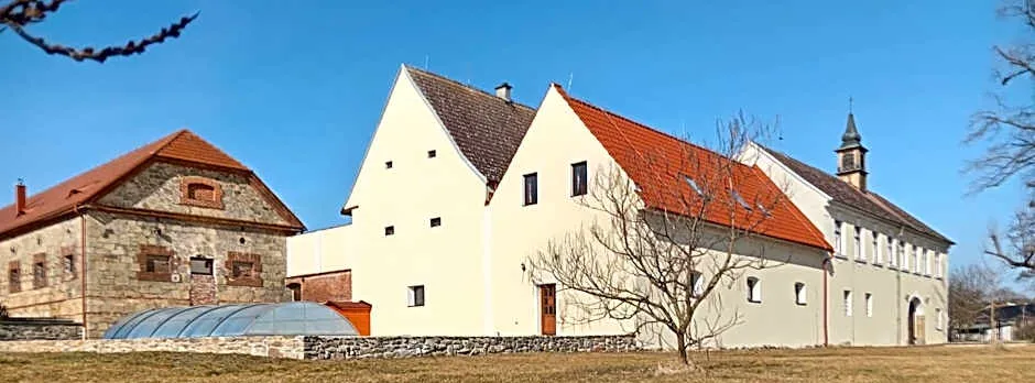 Penzion Zámek Drahonice
