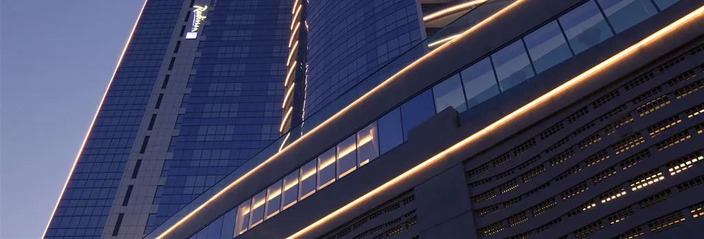 Radisson Blu Hotel, Dubai Waterfront