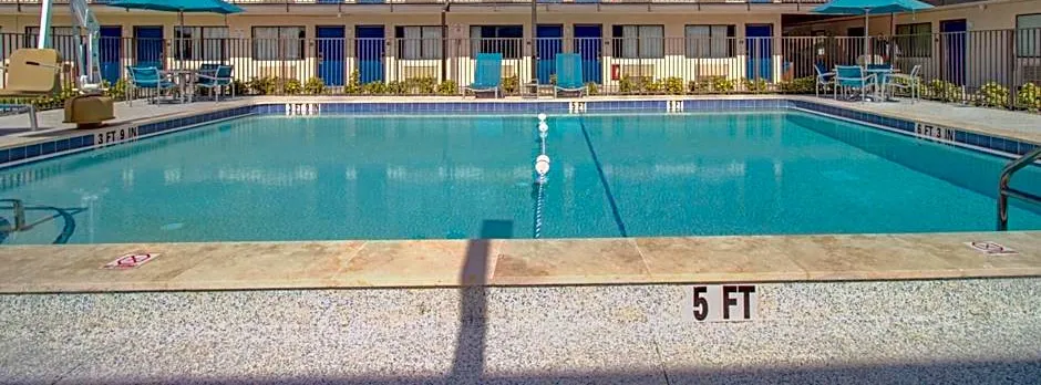 Motel 6-Venice, FL