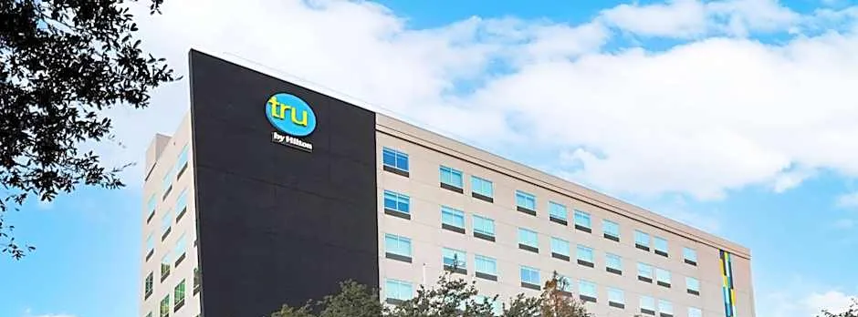 Tru by Hilton Dallas Market Center.