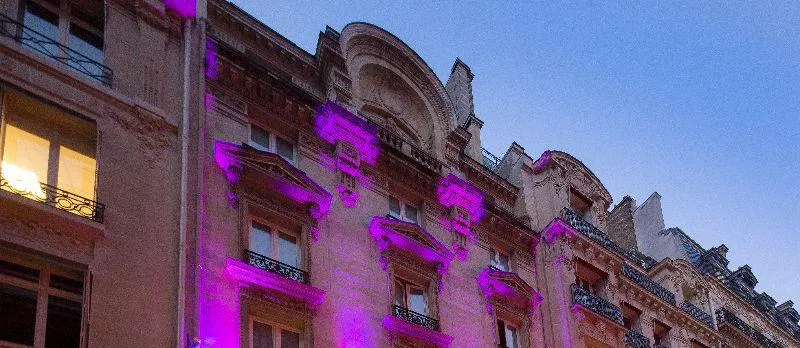 Daunou Opera