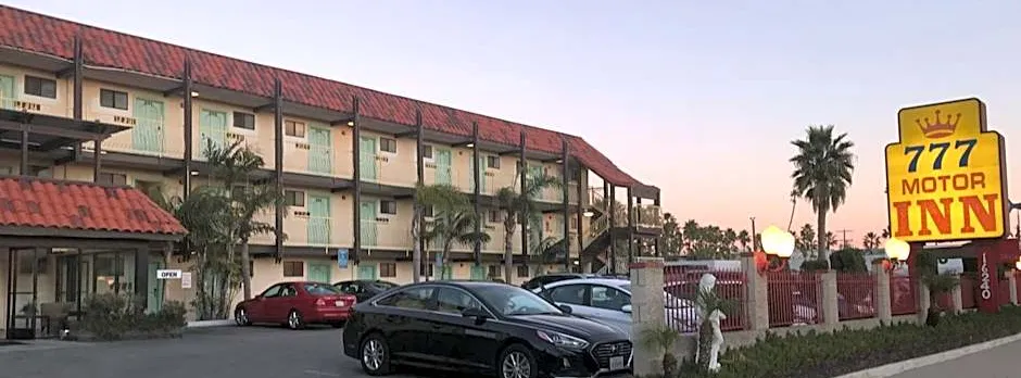 777 Motor Inn
