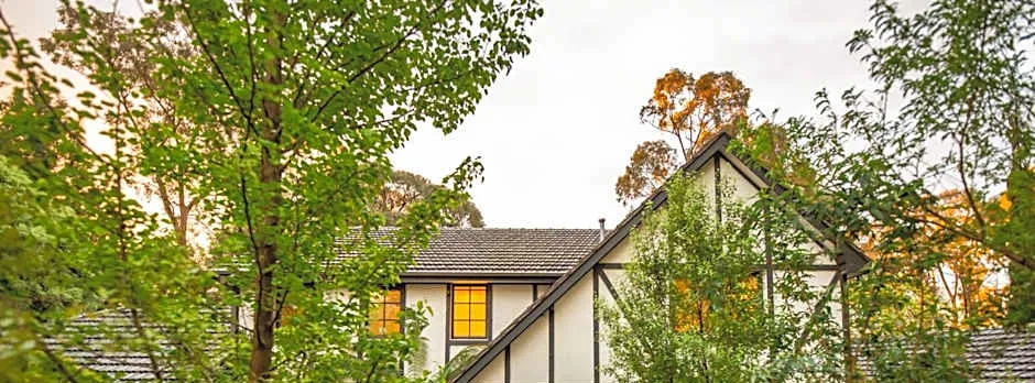 Holly Lodge