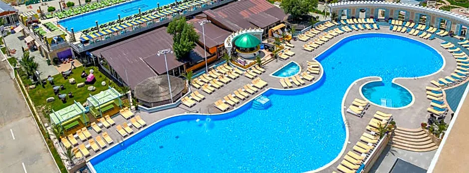 Phoenicia Luxury Hotel