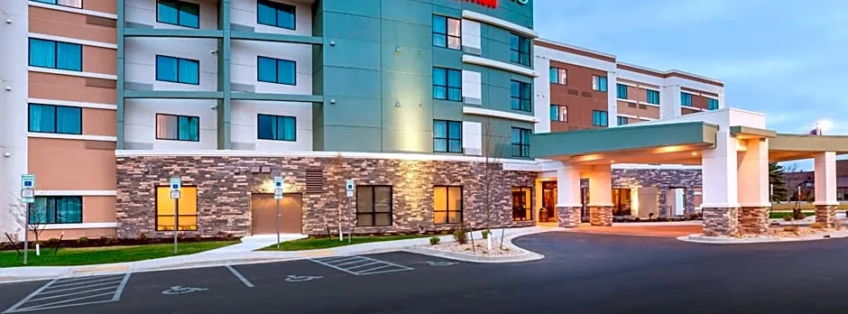 Courtyard by Marriott Bismarck North