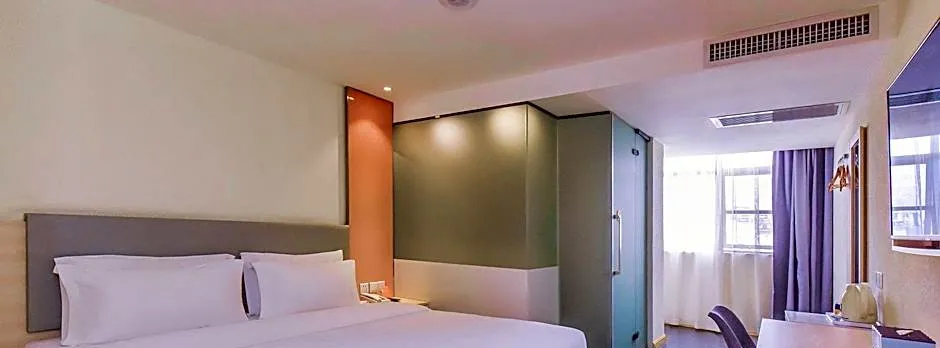 7 Days Inn Zhaotong Zhaotong College Fada Square
