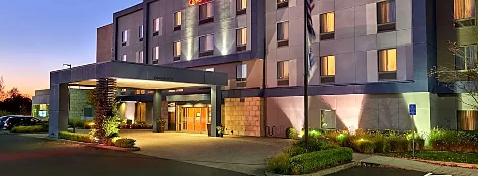 Hampton Inn & Suites Salem