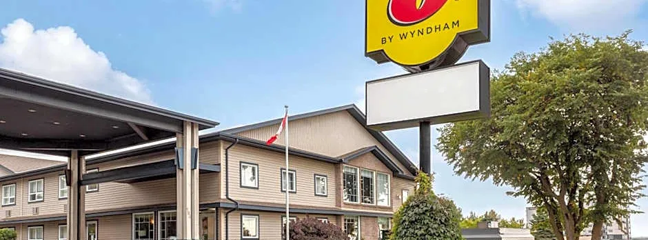 Super 8 by Wyndham Sault Ste Marie On