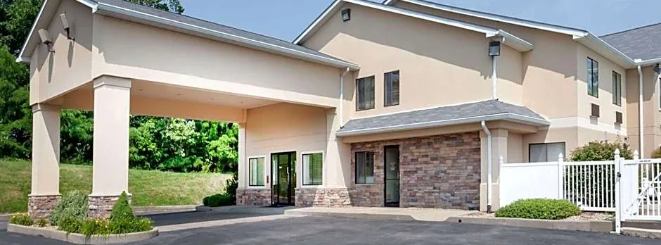 Ramada by Wyndham Tell City