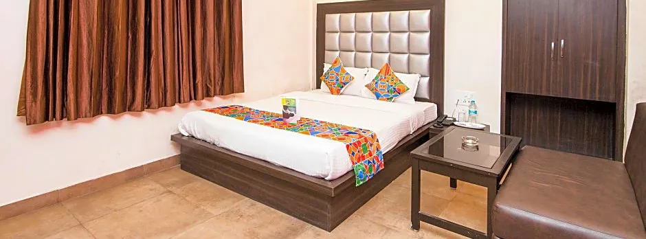 FabHotel De Sivalika - 500m from Belur Math