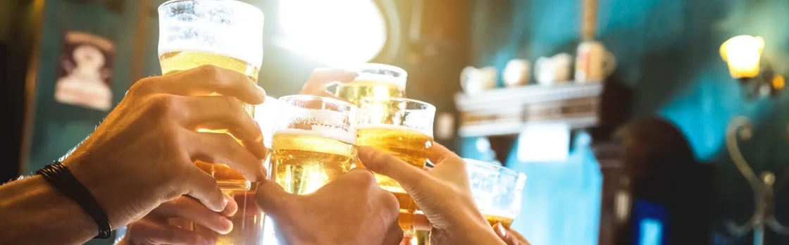 Self-guided interactive pub trail in Eindhoven with online app