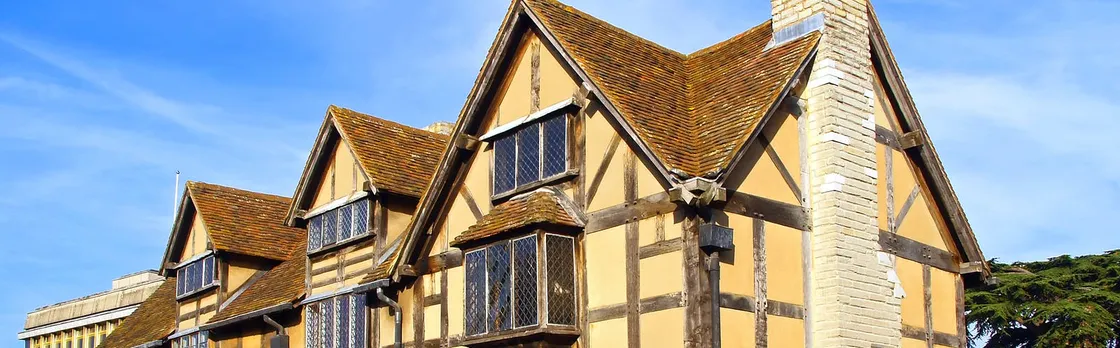 England In One Day: Stonehenge, Bath, Stratford and The Cotswolds Tour
