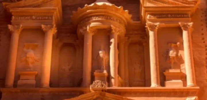 Petra Round-Trip Tour from Wadi Rum – Full-Day Private Excursion