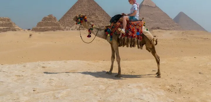 Hire Photographer, Professional Photo Shoot - Pyramids of Giza