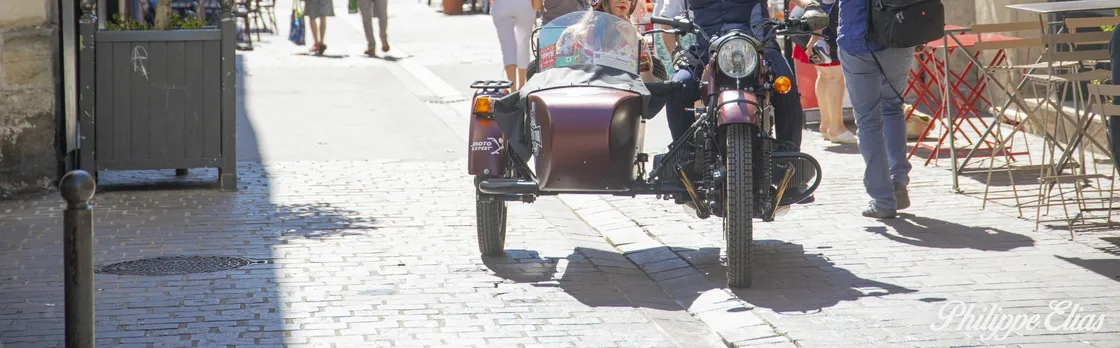 Retro Classic sidecar tour from Tours