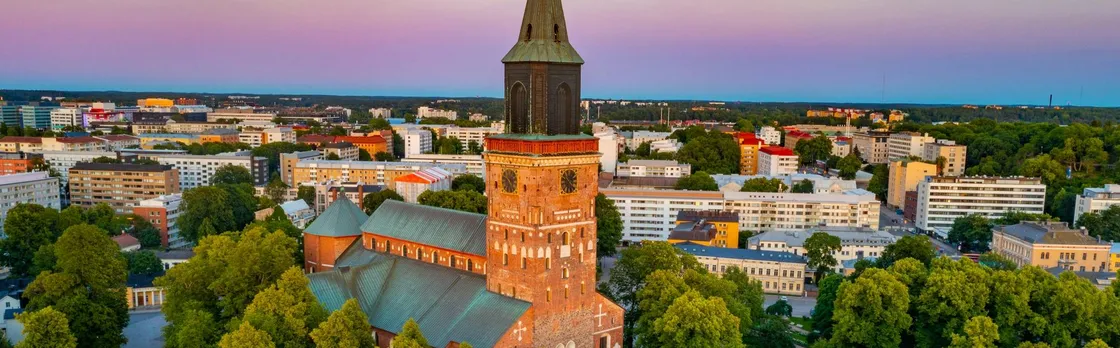 2-hour Turku walking tour with a local guide