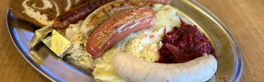 Milwaukee downtown food tour with 5 tastings and cheese curds
