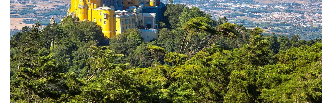 Small Group Tour through Sintra, Cabo da Roca and Cascais from Cascais