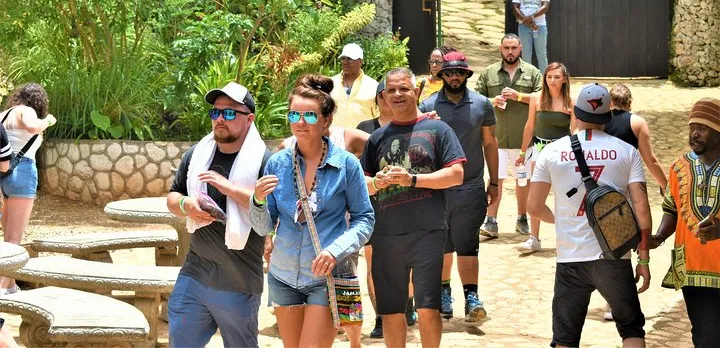 Bob Marley's Nine Mile Day-Trip w/Admission & Guided Tour from Grand Palladium