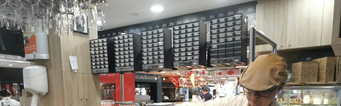 Food Tour of the Paul Bocuse market place in Lyon