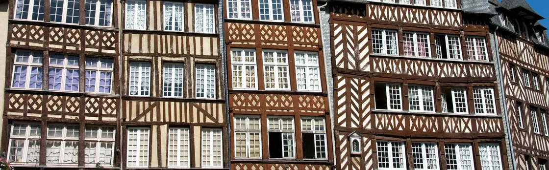 Rennes city highlights walking tour with a local guide