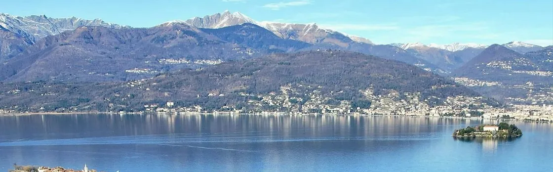 Three Borromean Islands hop-on hop-off boat tour from Stresa