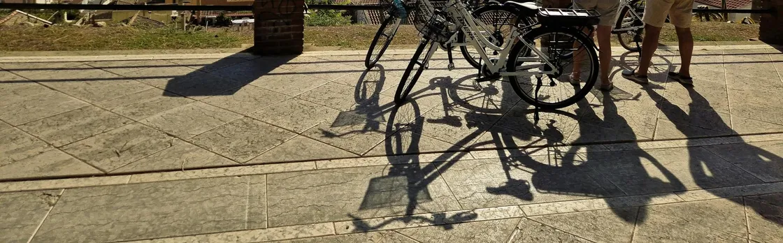 2-hour Sightseeing Tour of Cagliari by eBike