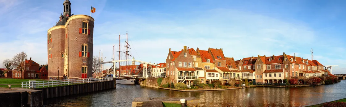Self guided tour with interactive city game of Enkhuizen