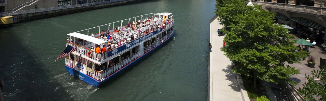 Architecture cruise on the Chicago River from Michigan Ave