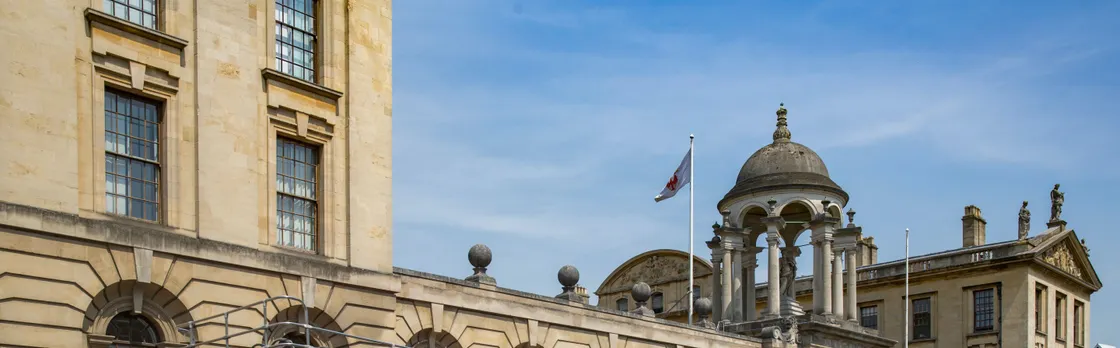City Sightseeing hop-on hop-off bus tour of Oxford
